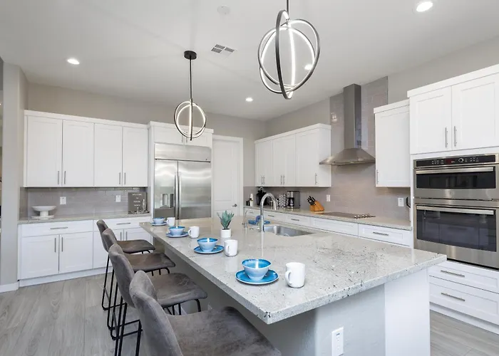 Mountain Views, Luxury, Heated Pool, Putting * Rio Verde