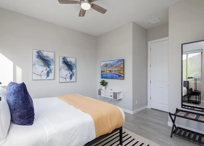 Villa Mountain Views, Luxury, Heated Pool, Putting Rio Verde