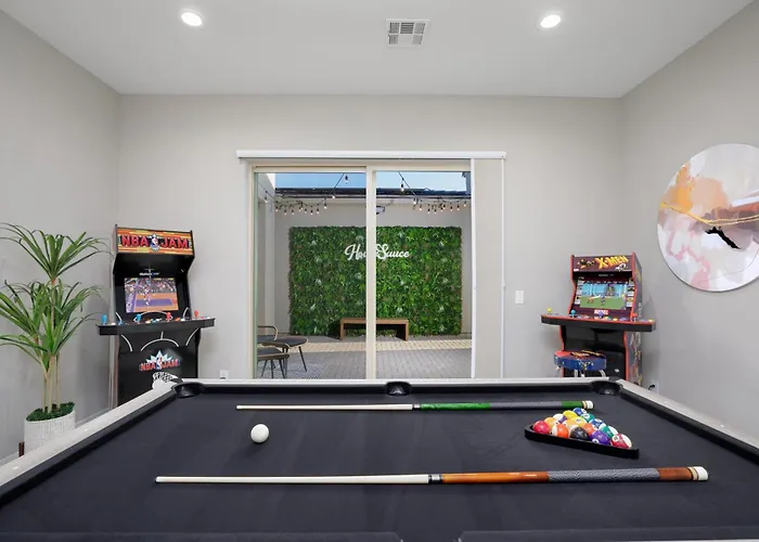 Mountain Views, Luxury, Heated Pool, Putting * Rio Verde